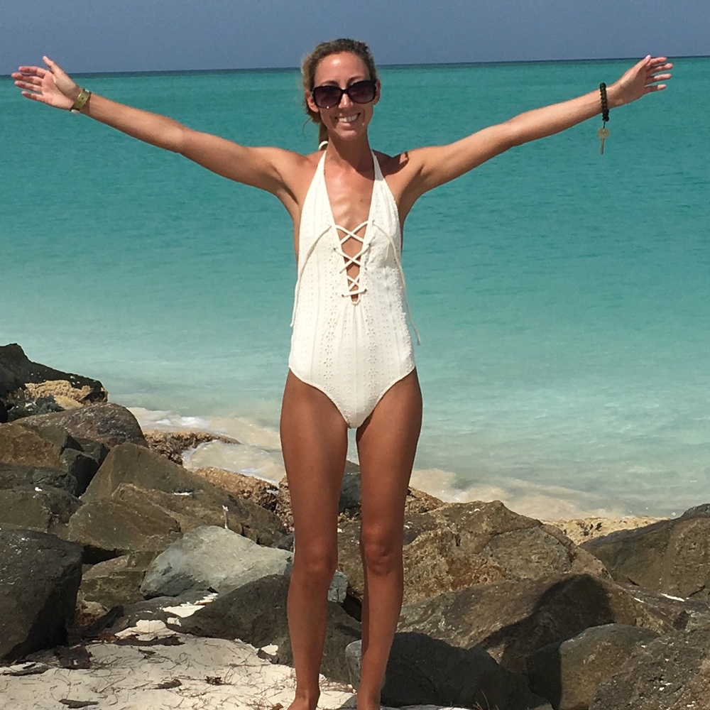 Eyelet Topshop One Piece - Picture 3 of 8